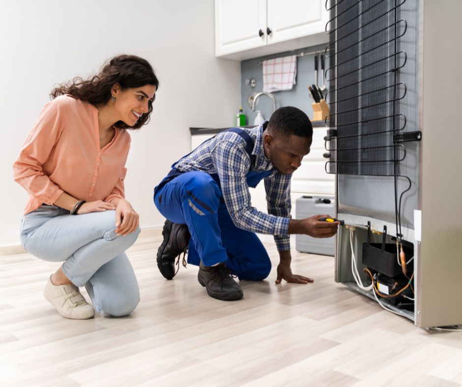 Refrigerator Repair tech and client